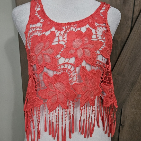 H&M×COACHELLA Vibrant Red Lace sleeveless Top With Fringe Detail. Size 6 - Picture 2 of 11